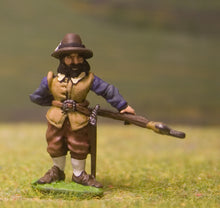 RA14 Artillery: Gunner with match, in Wide Brimmed Hat