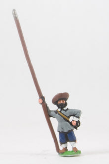 REN23 ECW: Medium Pikemen in Hats, pike upright