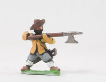 REN35ECW: Medium Halberdiers in Hats, thrusting