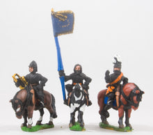 REN72a ECW: Command: Officer, Standard Bearer & Trumpeter