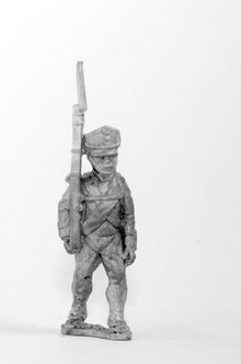 RNAP23 Russian Infantry 1812-15: Fusilier advancing
