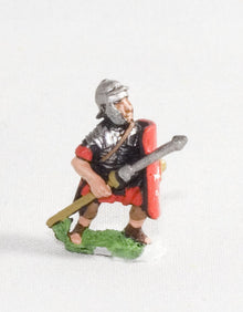 RO25 Early Imperial Roman: Legionary, Mid 1st century
