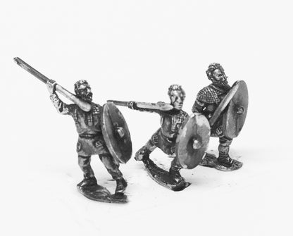 RO38 Middle Imperial Roman: Legionary Lanciarii with javelin & shield