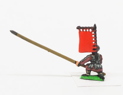 SAM22 Samurai: Ashigaru in assorted headgear with Yari & back banner