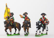 SYA16 Seven Years War Austrian: Command: Dragoon Officer, Standard Bearer & Drummer