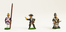SYP6c Seven Years War Prussian: Command: Fusilier Officer, Standard Bearer (bare flag pole only - no cast flag) & Drummer