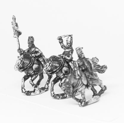 SYRU13 Seven Years War Russian: Command: Hussar Officer, Standard Bearer & Trumpeter