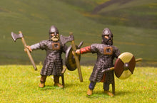 VK2 Huscarl axe & shield