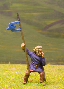 VK18 Standard bearer with standard