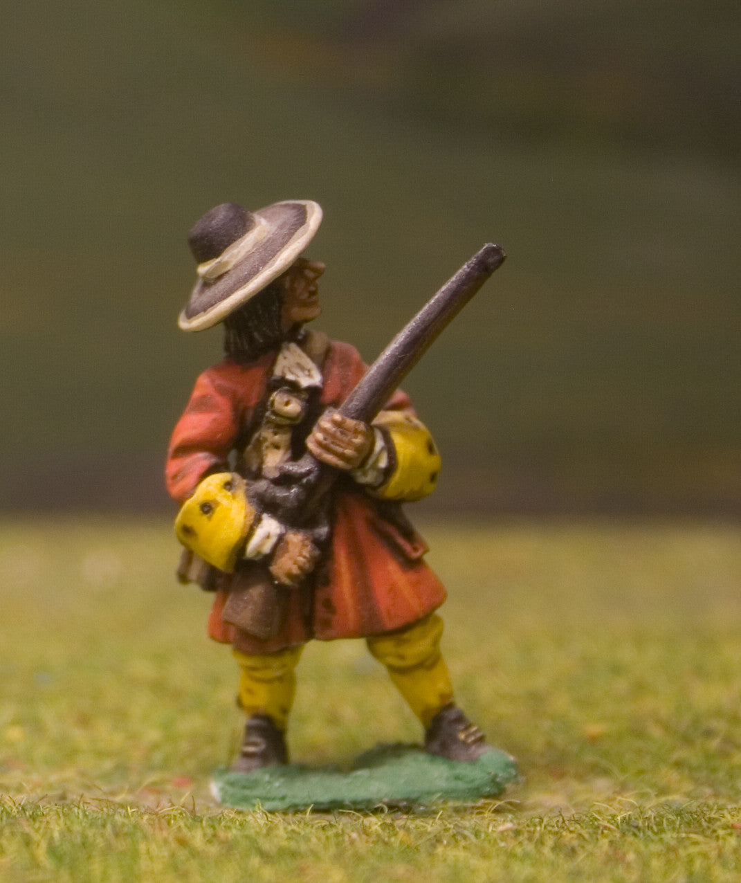 W2 Generic 17th Century: Musketeer at the Ready – Essex Miniatures