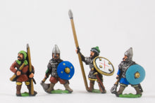 XMED2 Generic Eastern European: Command: Foot Officer, Standard Bearer & Musician